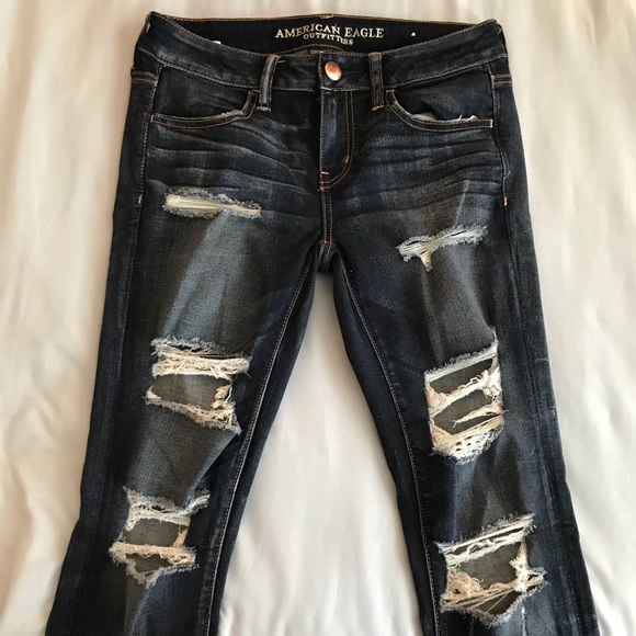American Eagle Outfitters Pants - ripped jeans